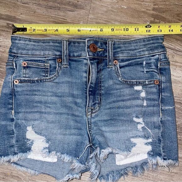 Aeo distressed 5 pocket short cut offs sz 0 - Picture 3 of 5